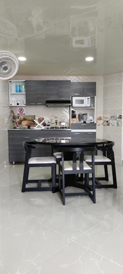 Condominio Al Frente De La Playa El Rodadero! Amplio Y Hermoso Apartamento Santa Marta Dış mekan fotoğraf